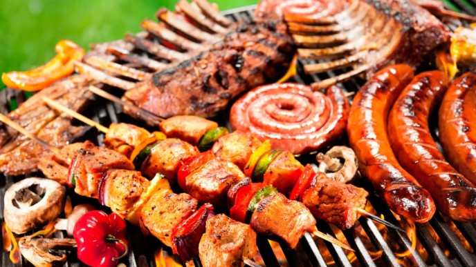 ¡Mejora tus BBQs! 7 indispensables utensilios para barbacoa